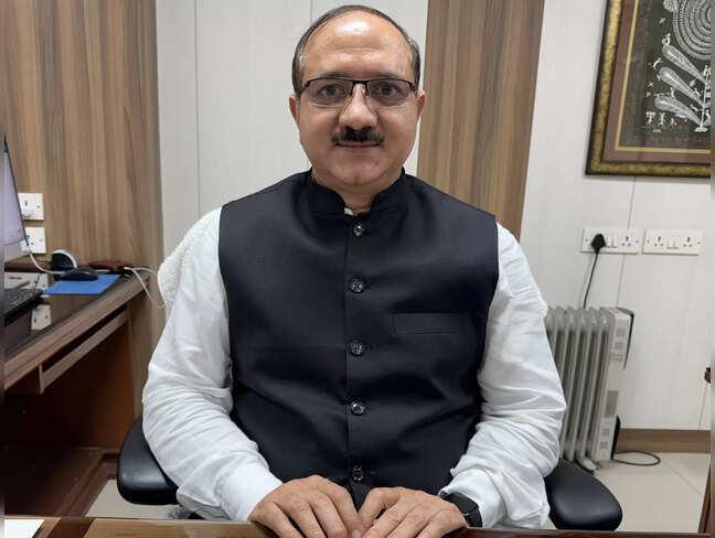Shri Bhuvnesh Kumar, IAS